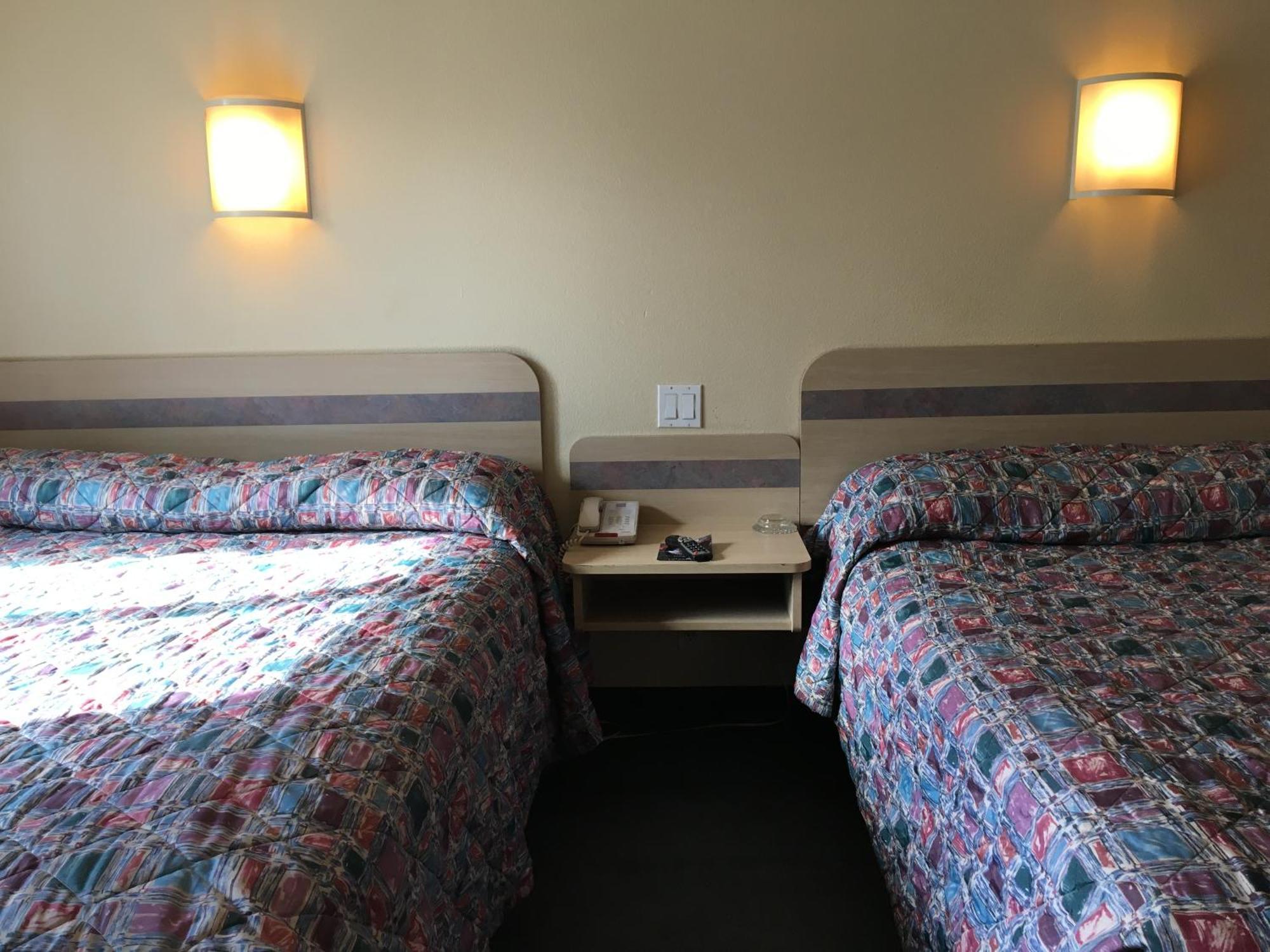 Hotel 6-portland, Or - I-5 2*